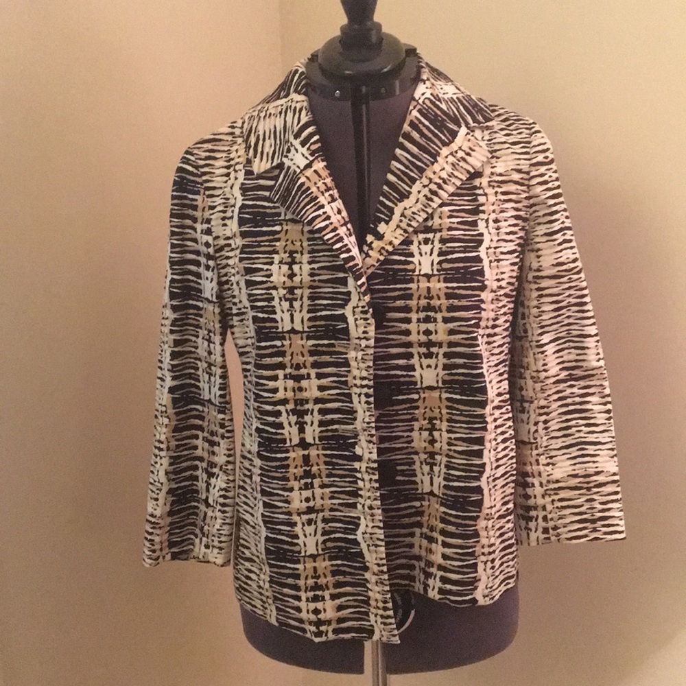 Patterned Business Top